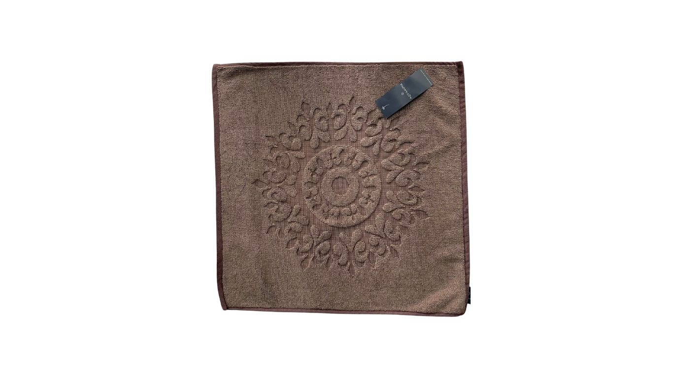 Brown Towel Rug with Print by Aquanova 60x60cm